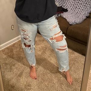 American Eagle Curvy Mom Jeans